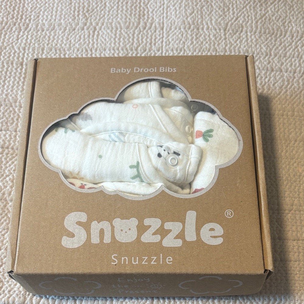 Cream Baby Drool Bibs - Soft Cotton 6 pieces. New in box.